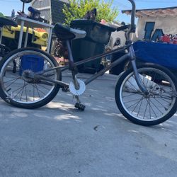 Classic 1957 schwinner Bike 