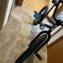 FRAMED PRO BMX BIKE (RIDDEN 2 TIMES)