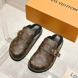 LOUIS VUITTON slides. Real Leather. Brand New Never Even Tried On