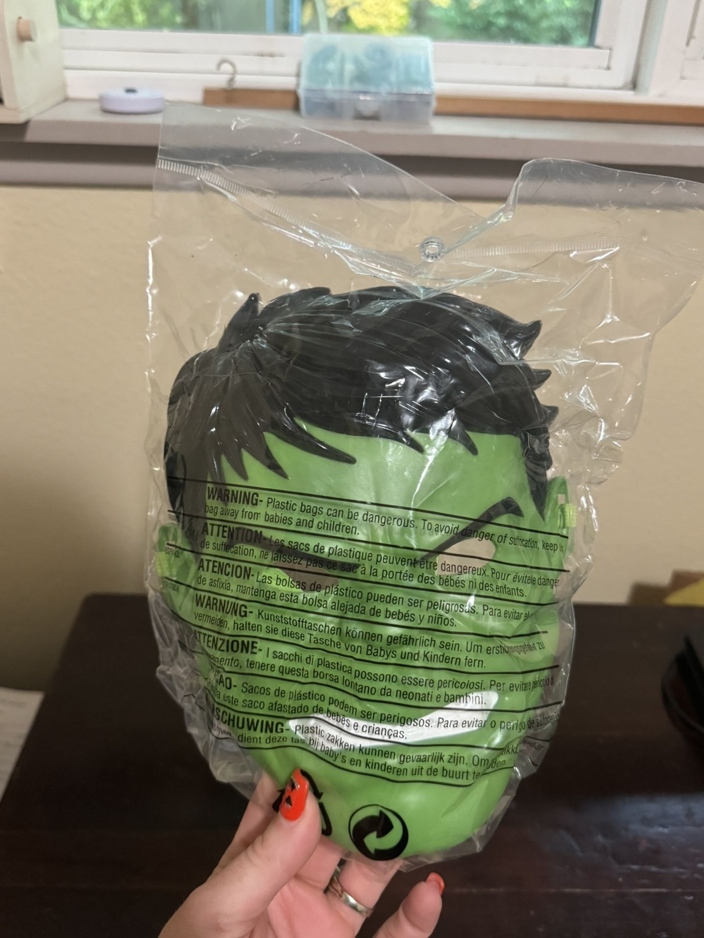 Kids Green The Hulk Mask NWT One Size