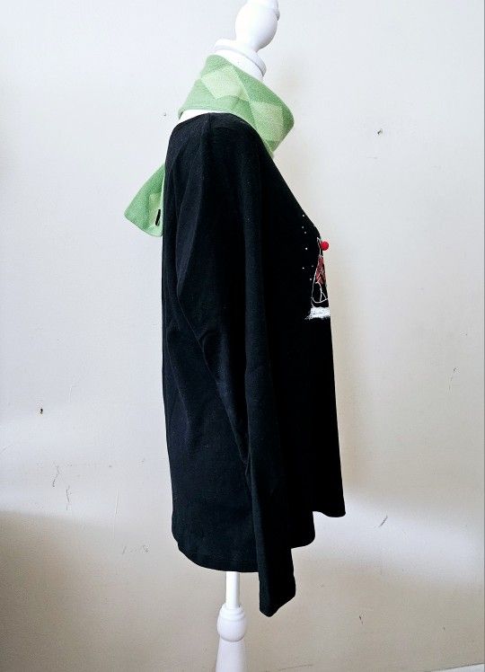 Size Medium Karen Scott Black Long-Sleeved 100% Cotton Shirt with Kitty Cats Design & Red Pom Pom Hat Tassels strategically placed & Express 100% Cash