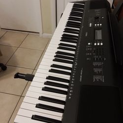 Yamaha Key Board, Only Used A Few Times! Original Price Was $356
