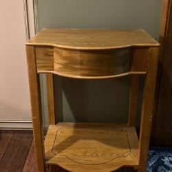 Accent Table