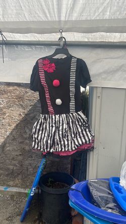 Girls costume
