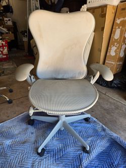 Herman miller Mira chair