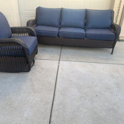 2pc Set Sofa And Swivel Chair Like New 