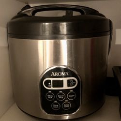 Rice Cooker - Lightly Used 