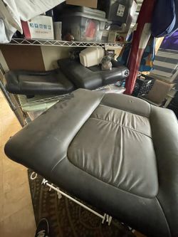 Integra rear seats