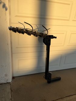 Thule 4 Bike Hitch Rack -Fold Down
