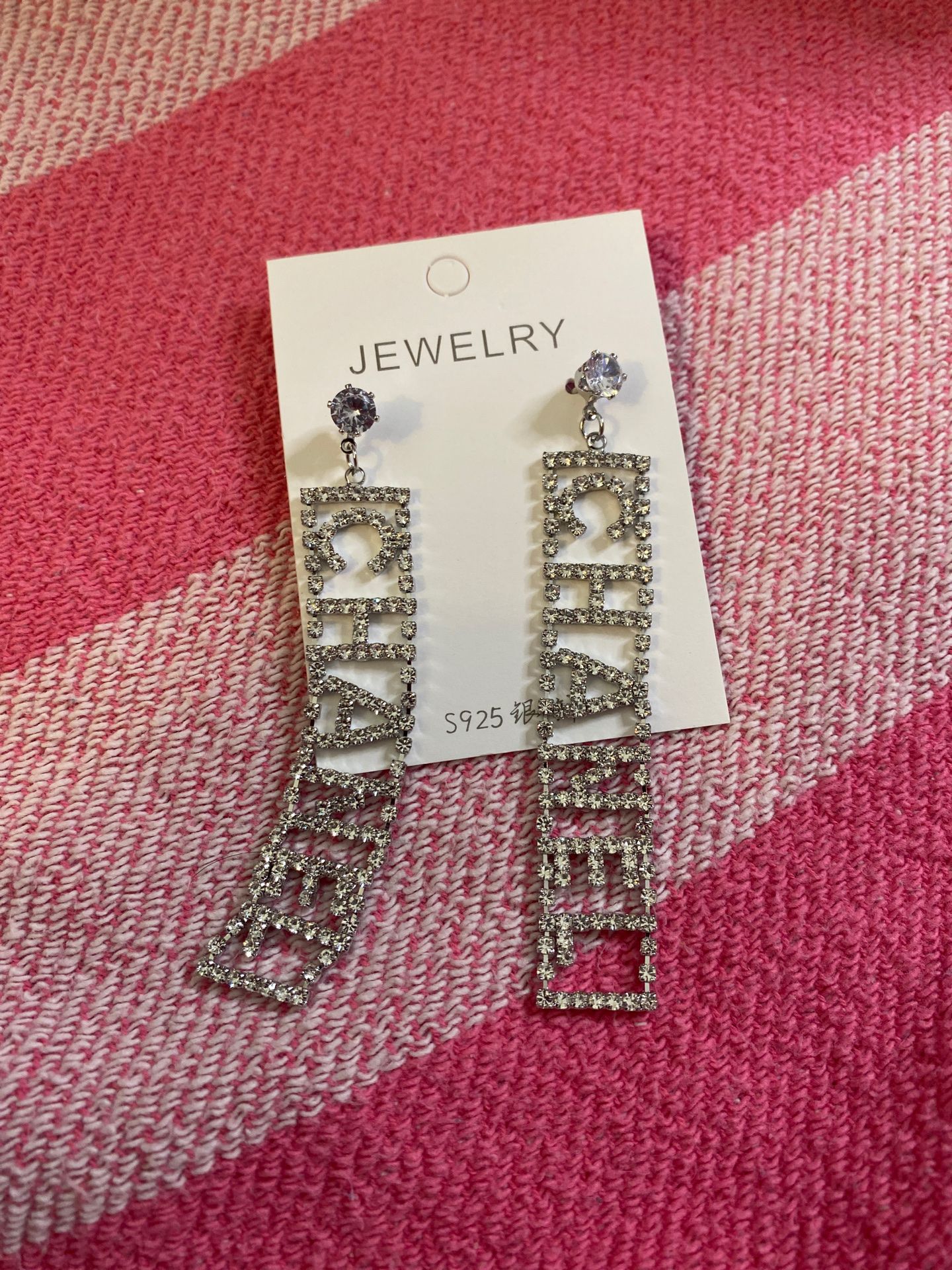 Earrings (25)