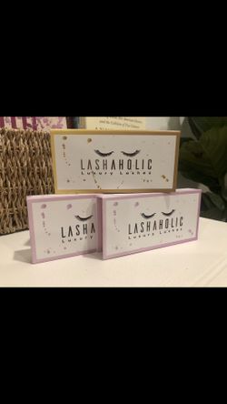Lashaholic Luxury Lashes