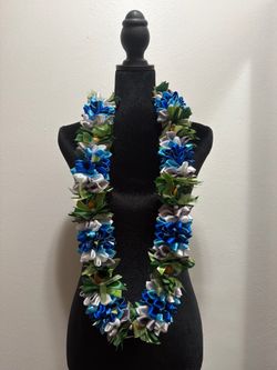 Hawaiian Grad Lei