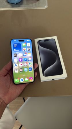 iPhone 15 Pro Max 512GB UNLOCKED