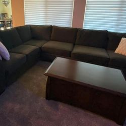 Sectional Couch 