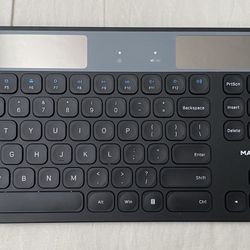 Bluetooth Keyboard (MACALLY BRAND) *WILLING TO BARGAIN*