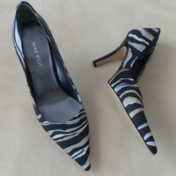Nine West Barbe Pump Zebra print type 7M Fabric (Gold, Silver, Black colors)