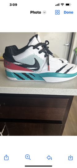 Tennis Shoes