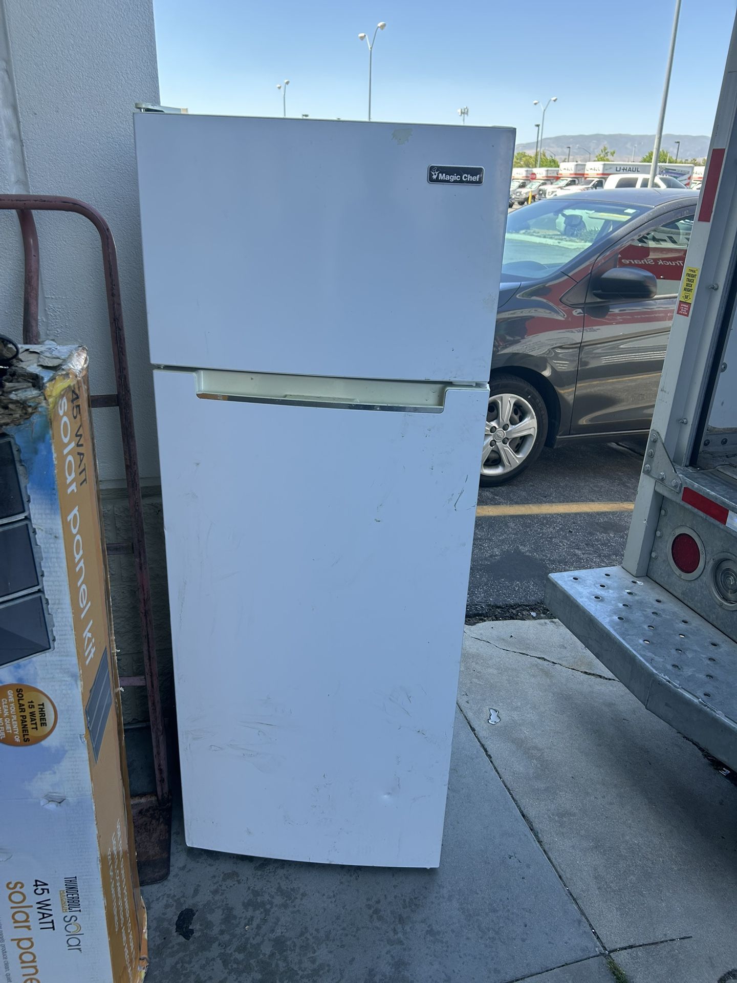 Refrigerator