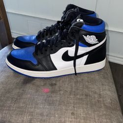 Jordan 1 Retro Royal Toe