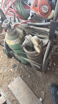 oxy-fuel welding/cutting setup