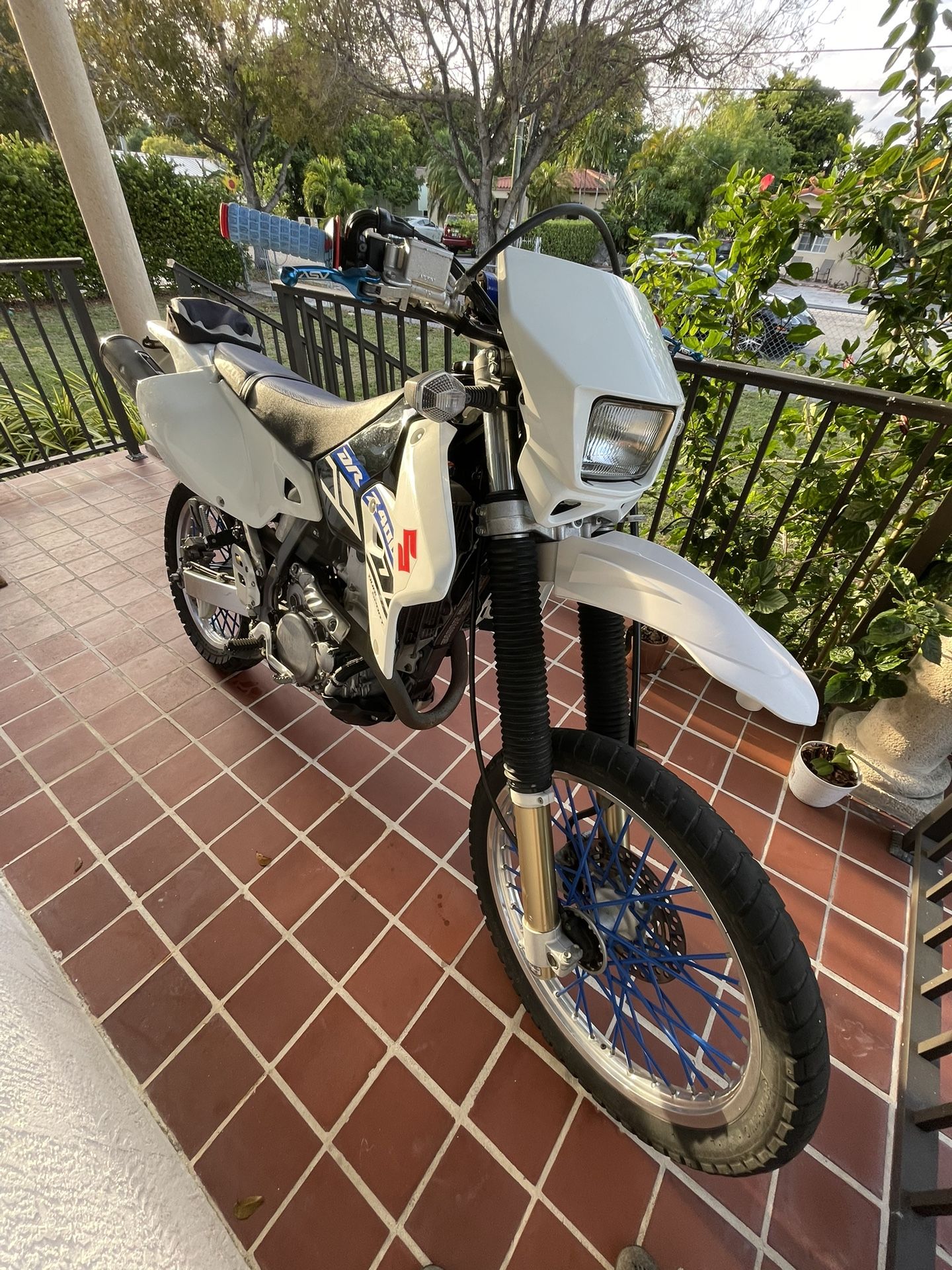 2019 Suzuki Drz400