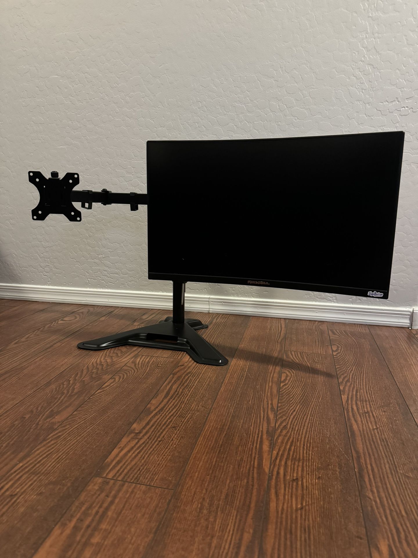 Gaming Monitor With Dual Stand 