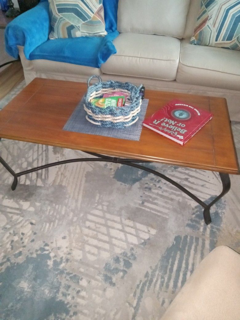 WOODEN COFFEE AND END TABLE WITH METAL LEGS 
