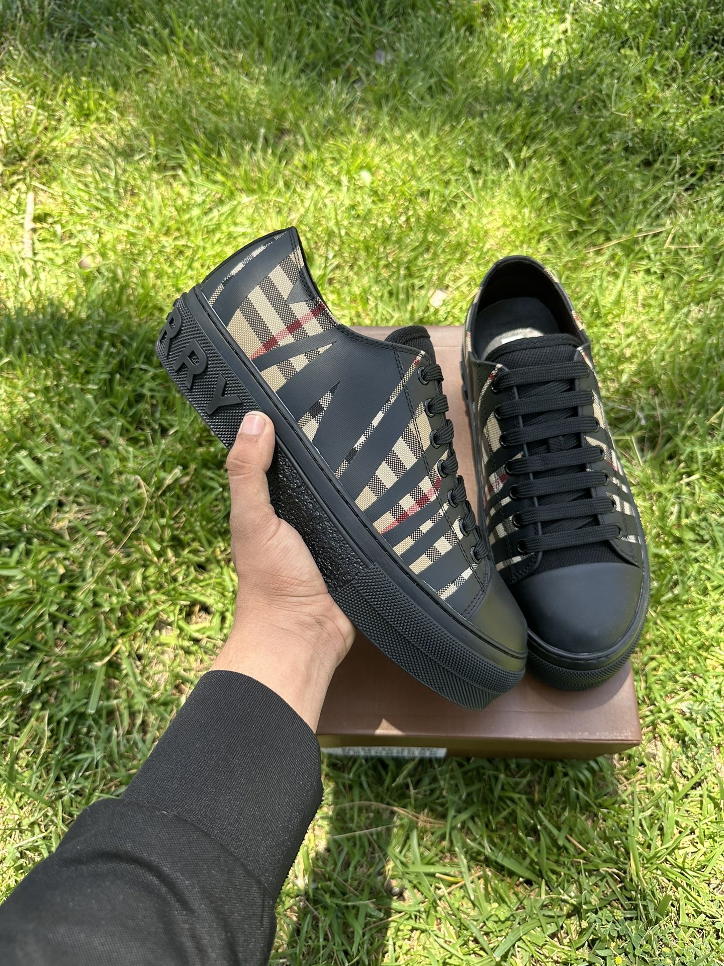 Burberry Shoes New