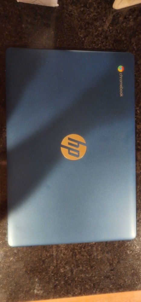 Chromebook 14" Touch Screen 4gb Ram 64Gb Hard-drive Teal