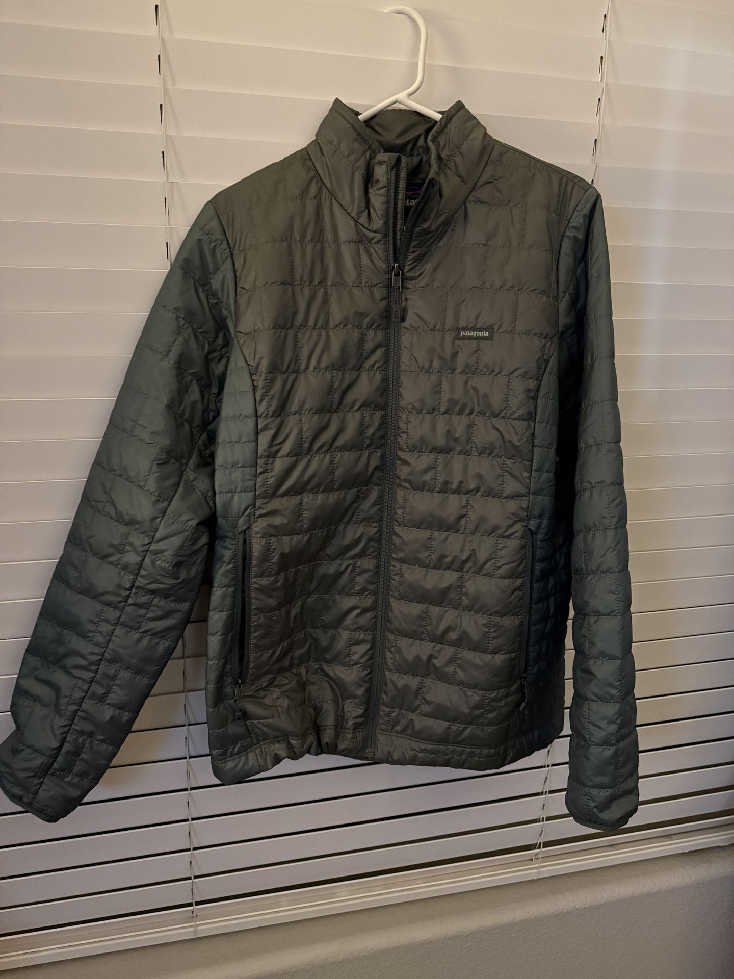 Patagonia Nano Puff Women’s Large