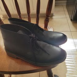 CLARKS (BLACK LEATHER) SHOES SIZE 11 MENS