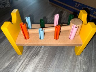 Hammer toy
