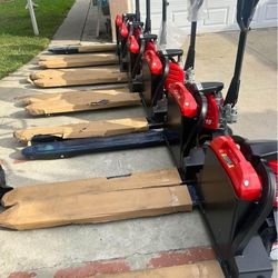 BRAND NEW ELECTRIC PALLET JACK 