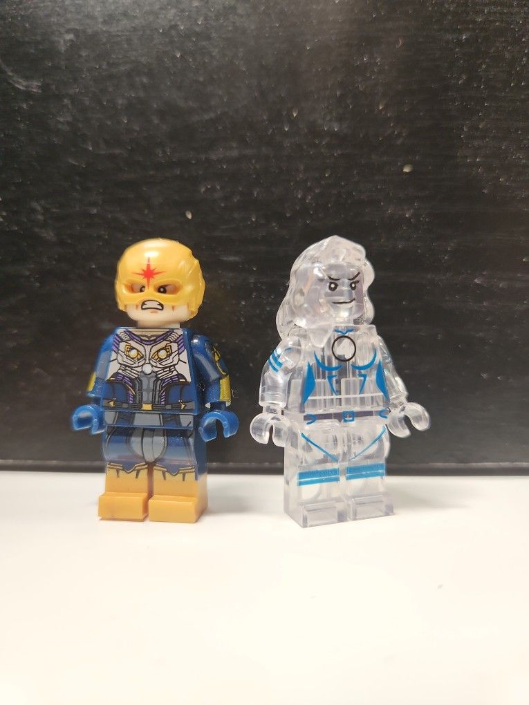 Unofficial Lego Marvel Nova & Invisible Woman Lot