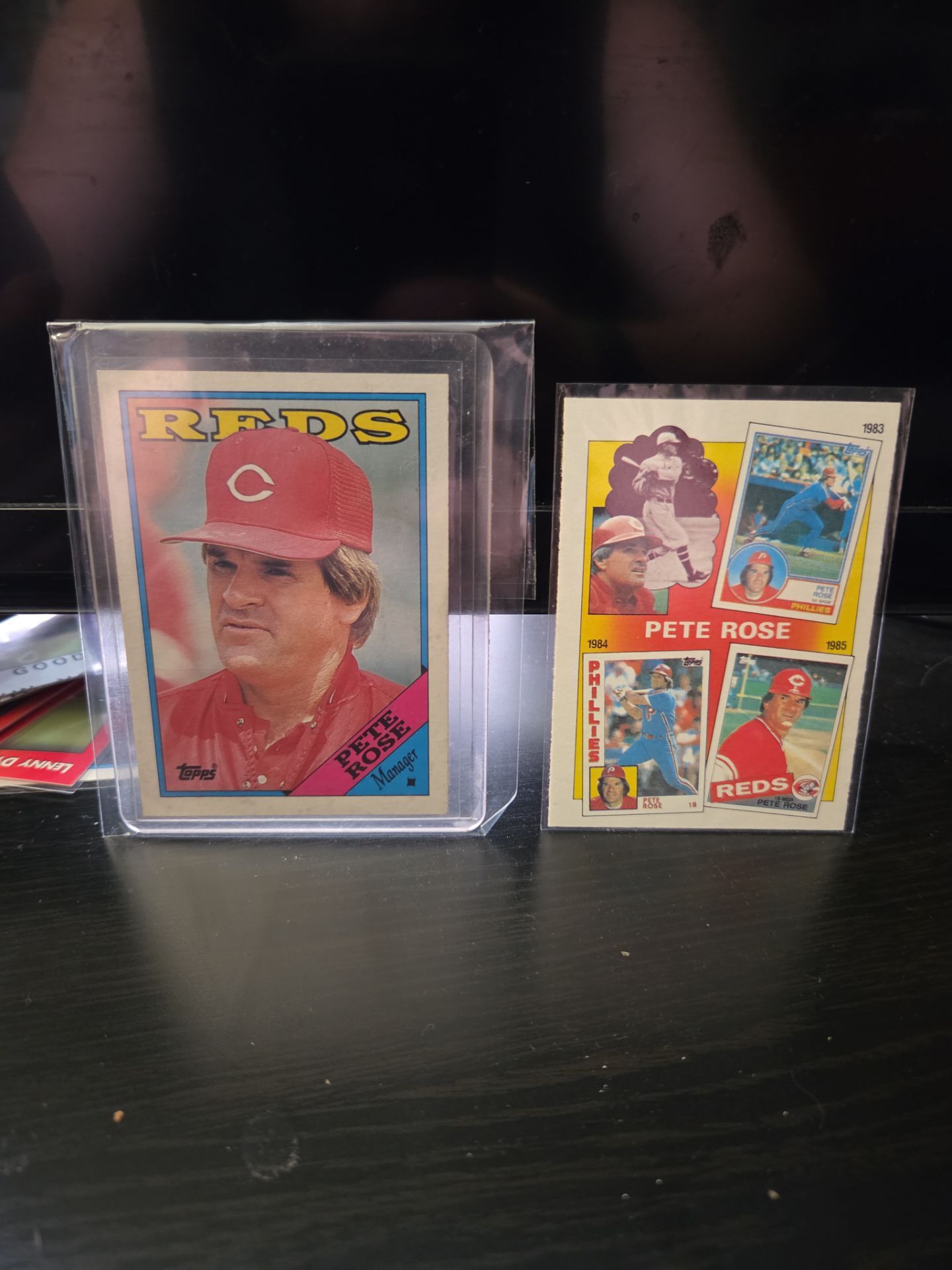 Lot of 2 pete rose baseball cards