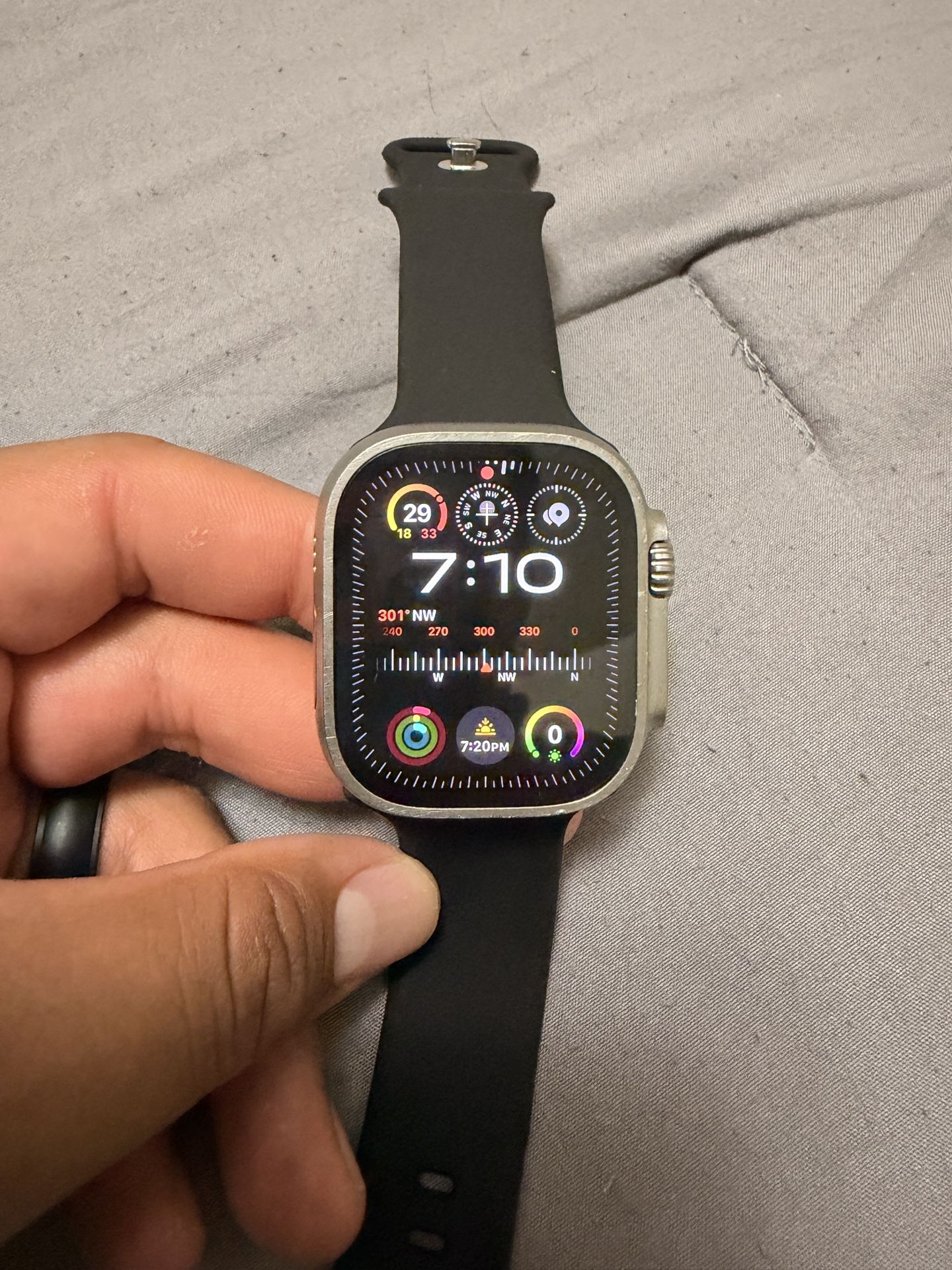 apple watch ultra 2 49 mm natural titanium 
