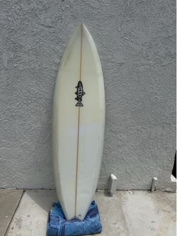 Barry V Twin Fin surfboard