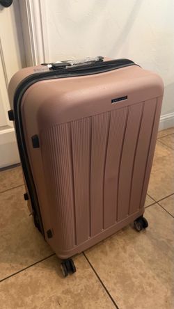 Rose Gold Hard Shell Spinner Luggage