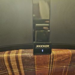 Kicker Bluetooth Docking System Speaker