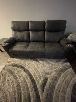 Recliner sofa