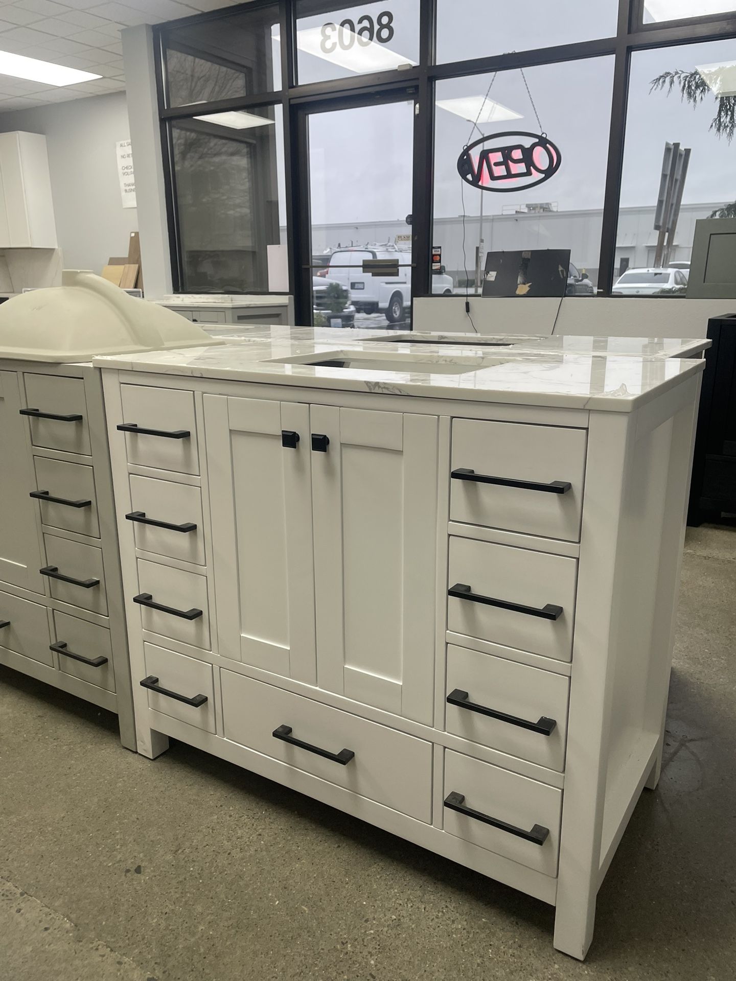 Bathroom vanity cabinet 42” solid mango Quartz top with sink and backsplash 