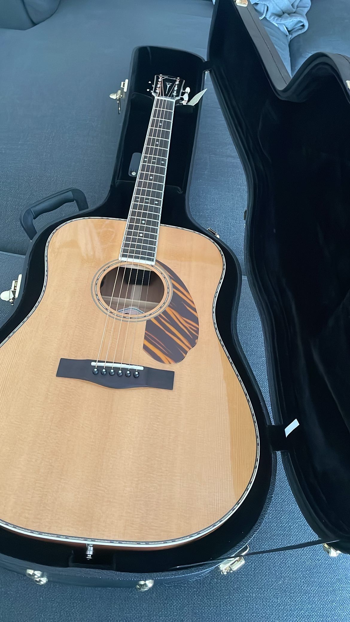 Fender Acoustic Guitar Paramount 