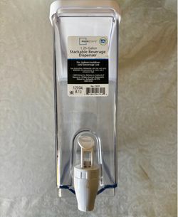 Beverage dispenser