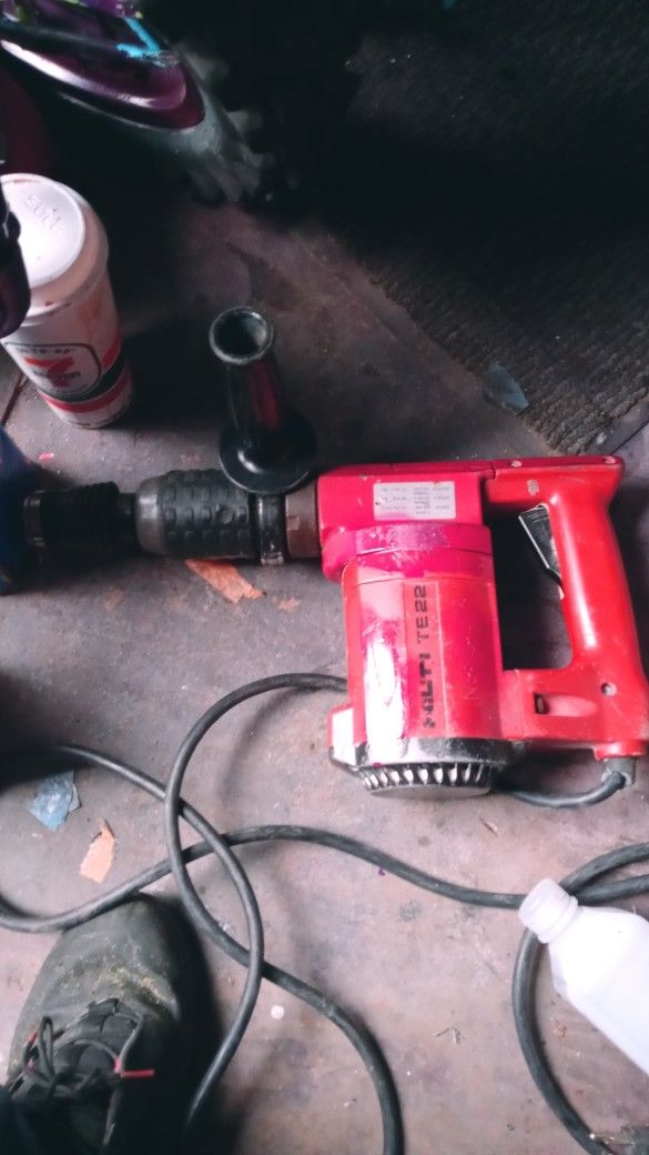 Hilti TE 22 Hammer Drill