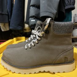 Men’s North Face Boots 