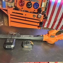 Blower cordless leaf blower