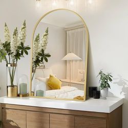 Arched Gold Frame Mirror