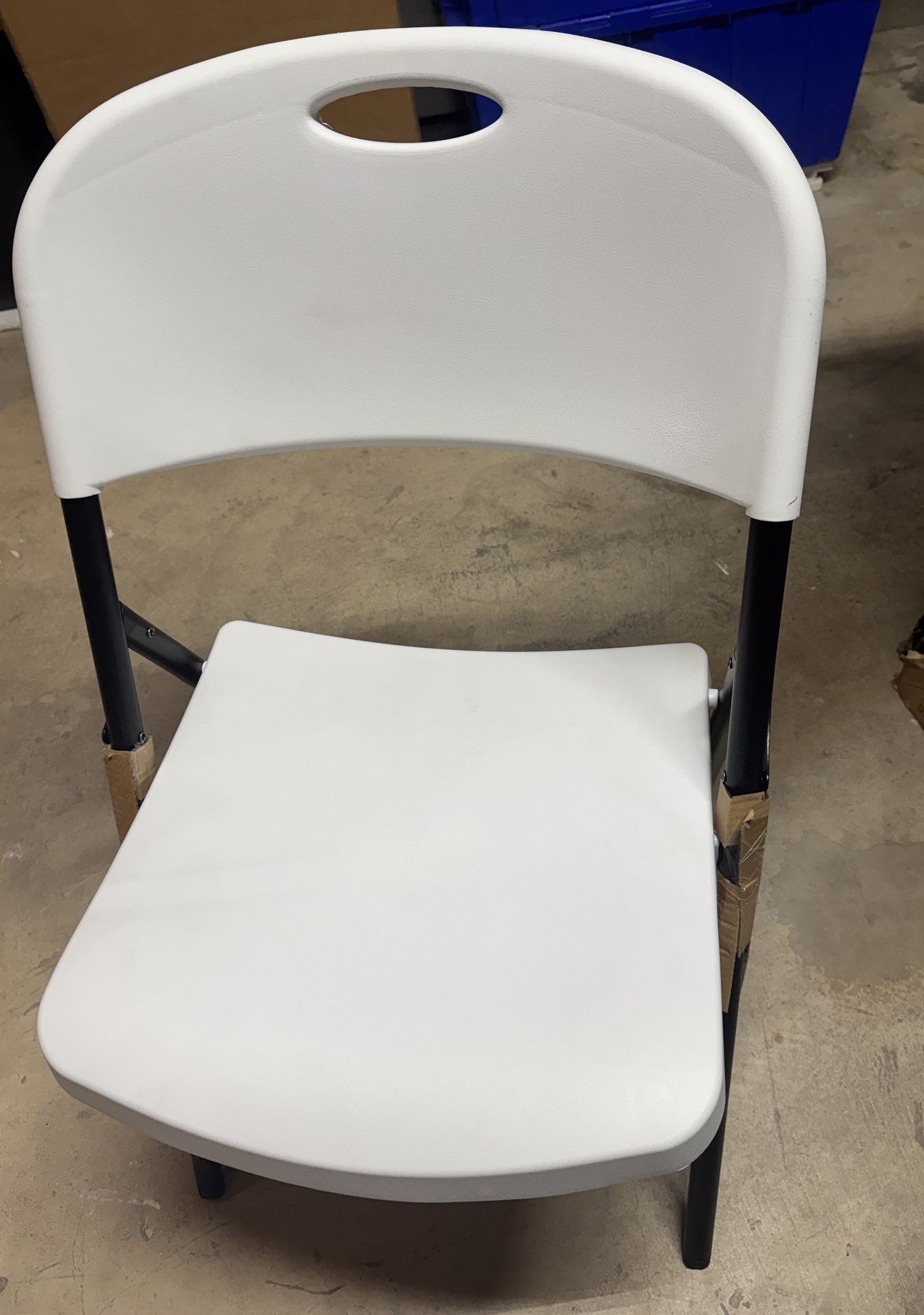 6 White Foldable Chairs