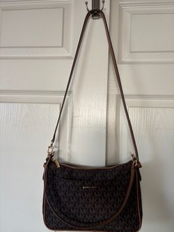 Cartera MK