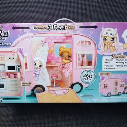 Na Na Na Surprise Kitty Cat Camper